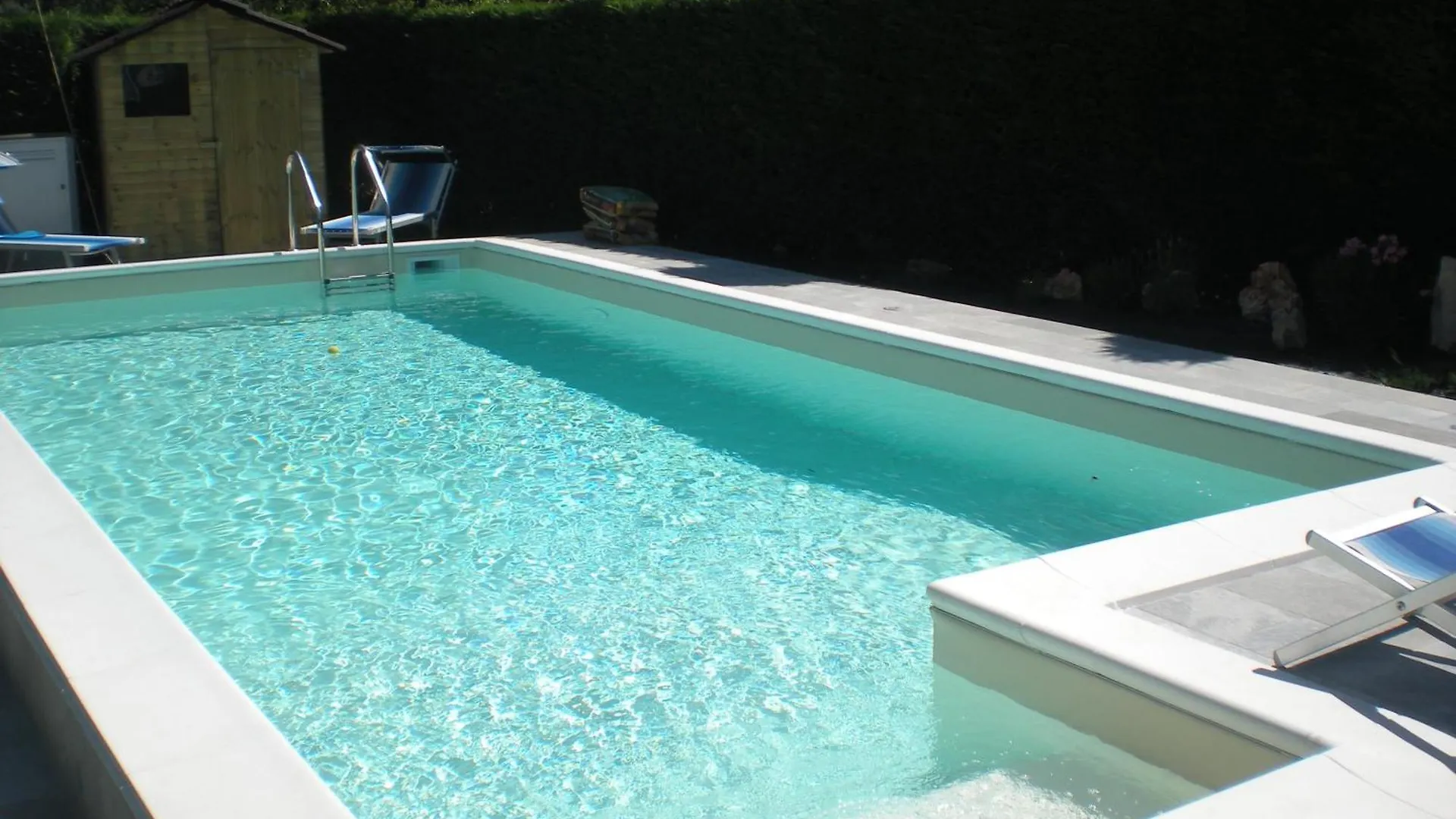 דירה Sarola Bel Appartamentino Budget, Piscina A Disposizione